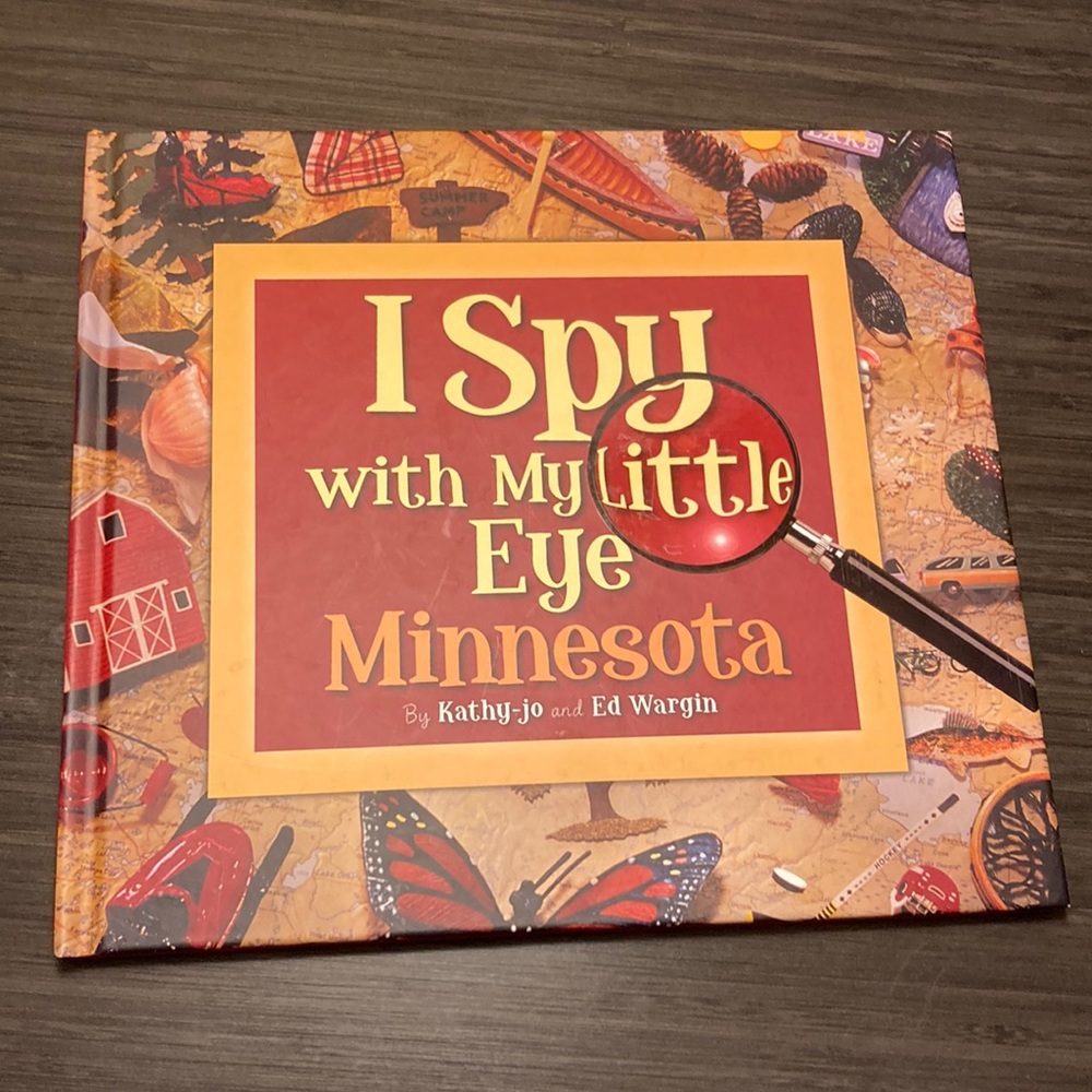I Spy with my little eye Minnesota by Kathy-jo and ed wargin hardcover kids book
